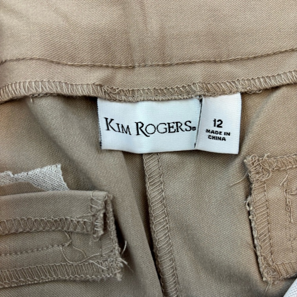 Kim Rogers Women's Tan Capris Size 12 - Picture 4 of 6